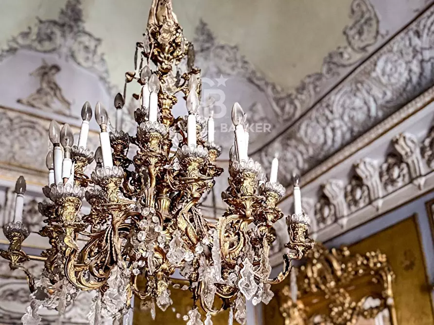 Immagine 26 di Palazzo in vendita  in Corso Savoia 84 a Acireale