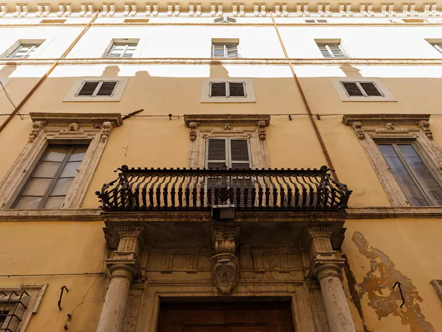 Immagine 1 di Ufficio in vendita  in Via Umberto I 7 a Foligno