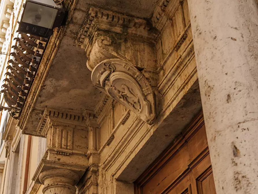 Immagine 4 di Ufficio in vendita  in Via Umberto I 7 a Foligno