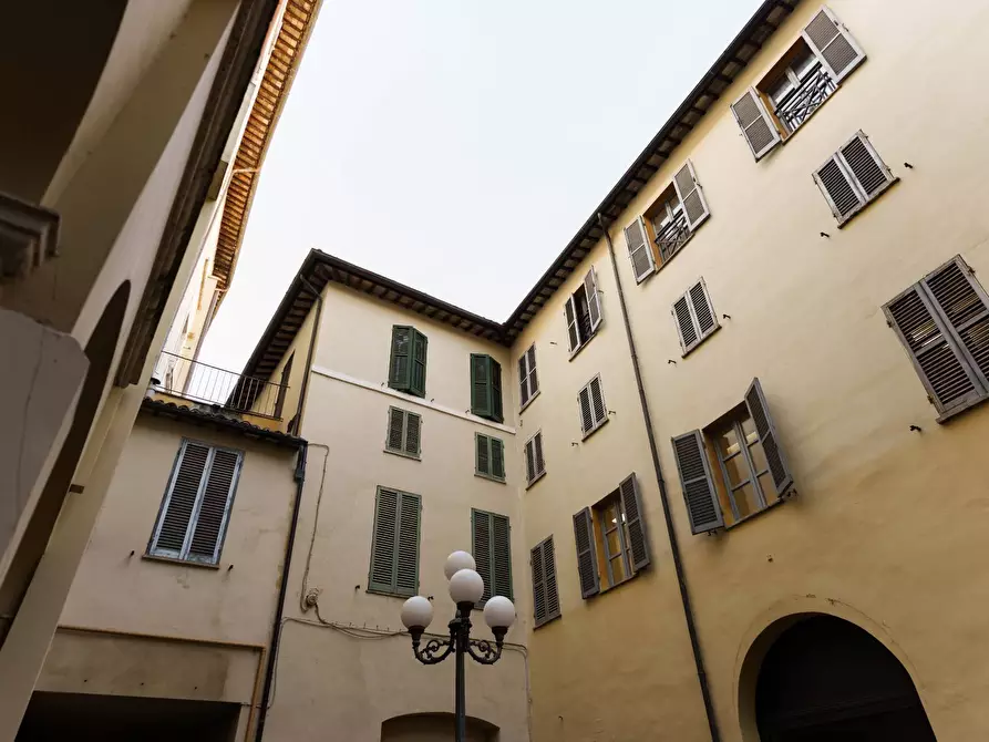 Immagine 6 di Ufficio in vendita  in Via Umberto I 7 a Foligno