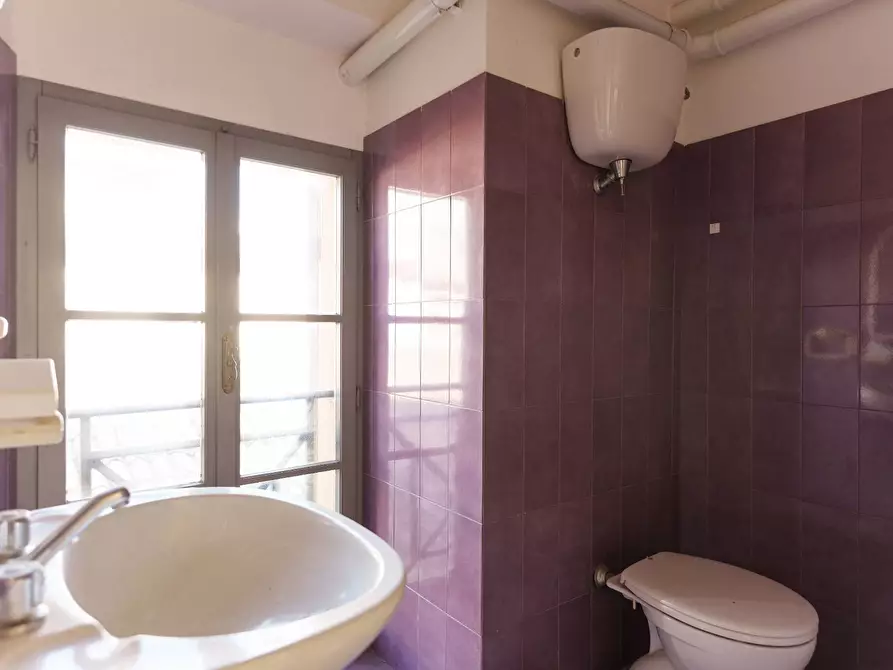 Immagine 15 di Ufficio in vendita  in Via Umberto I 7 a Foligno