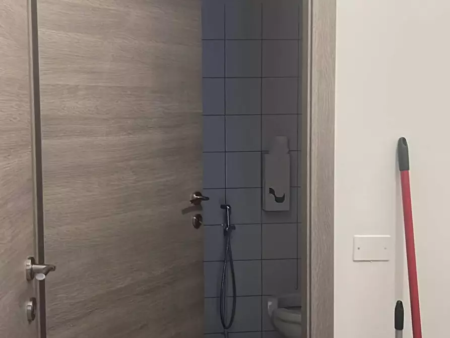 Immagine 5 di Attività commerciale in vendita  a Foligno