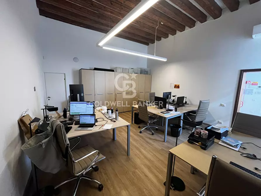 Immagine 12 di Ufficio in affitto  in Ponte dei Bareteri a Venezia