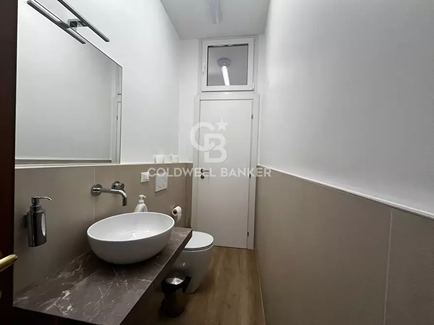 Immagine 21 di Ufficio in affitto  in Ponte dei Bareteri a Venezia