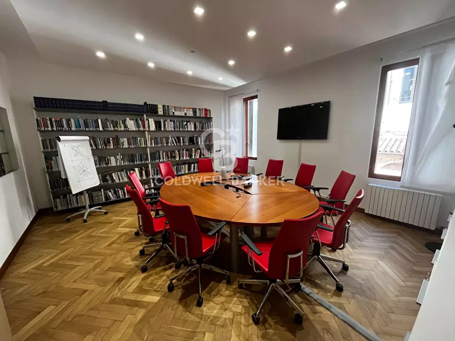 Immagine 3 di Ufficio in affitto  in Ponte dei Bareteri a Venezia