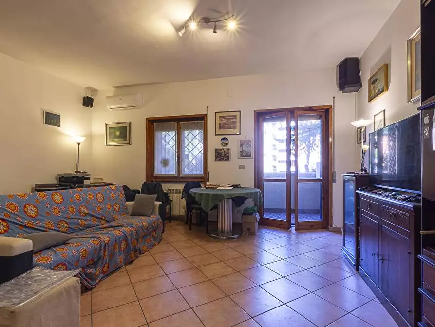 Immagine 15 di Appartamento in vendita  in Via Marino Ghetaldi 33 a Roma