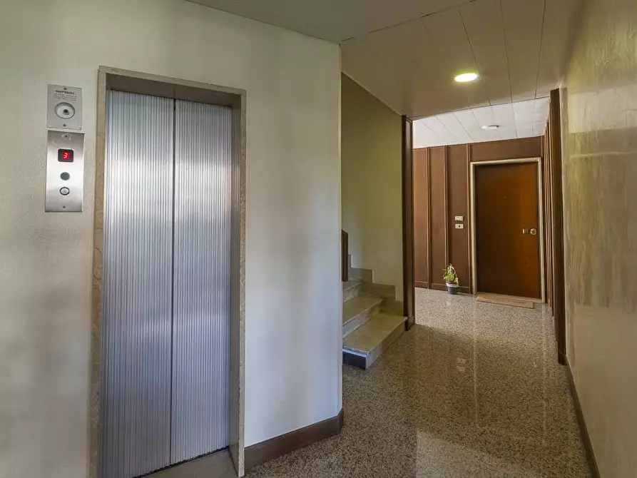 Immagine 11 di Appartamento in vendita  in Via Marino Ghetaldi 33 a Roma