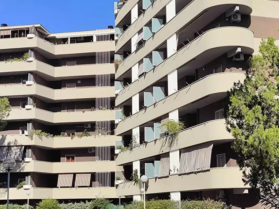 Immagine 2 di Appartamento in vendita  in Via Marino Ghetaldi 33 a Roma