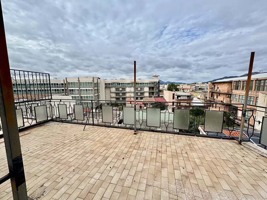 Immagine 1 di Appartamento in vendita  in via Tavolara 11 a Olbia