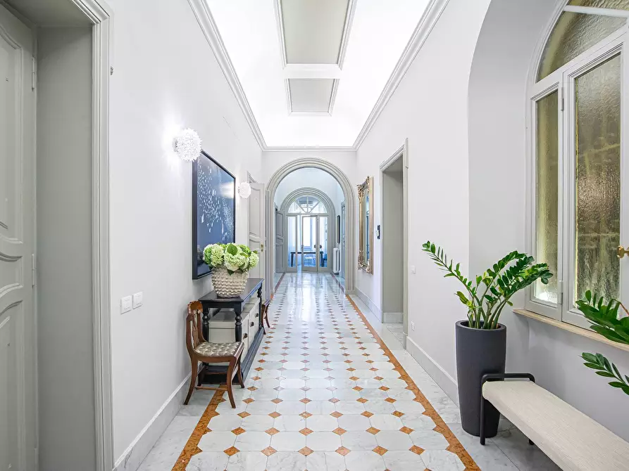 Immagine 14 di Appartamento in vendita  in Via Giovanni Mercadante a Roma