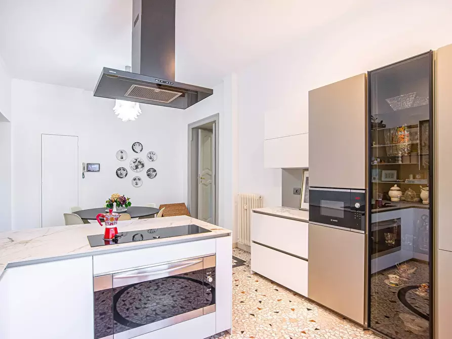 Immagine 20 di Appartamento in vendita  in Via Giovanni Mercadante a Roma