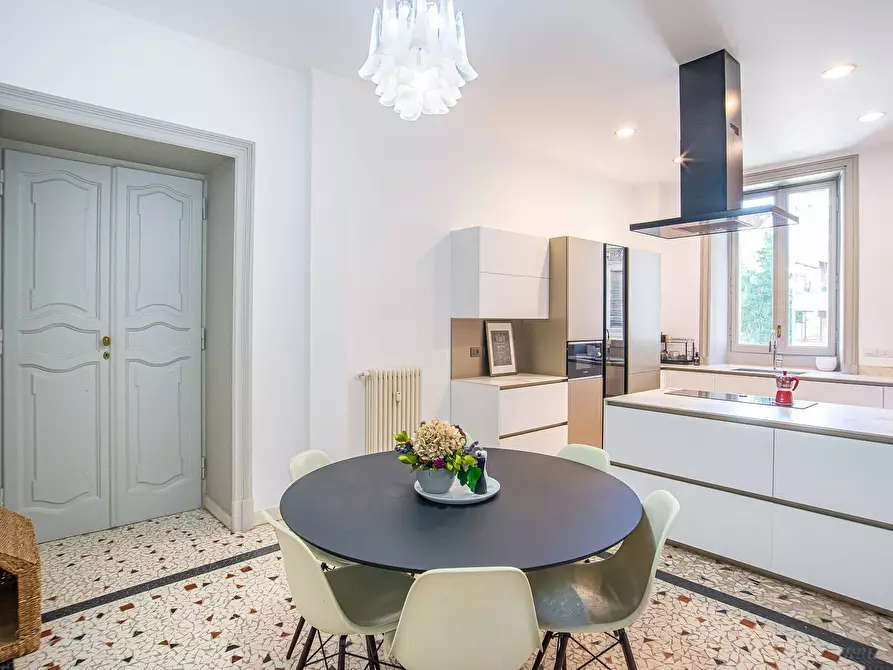 Immagine 21 di Appartamento in vendita  in Via Giovanni Mercadante a Roma