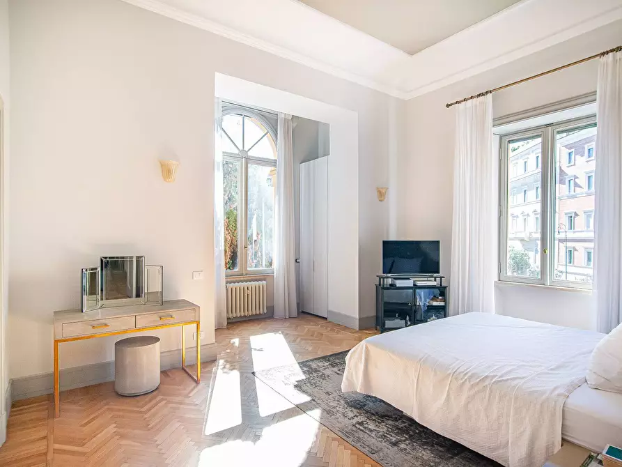 Immagine 23 di Appartamento in vendita  in Via Giovanni Mercadante a Roma