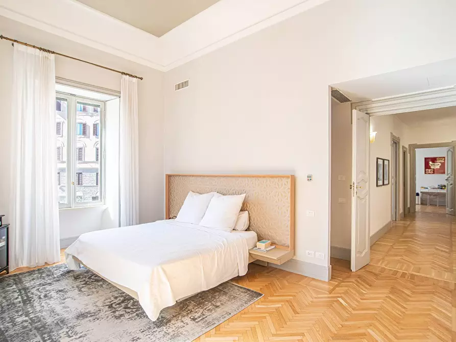 Immagine 25 di Appartamento in vendita  in Via Giovanni Mercadante a Roma