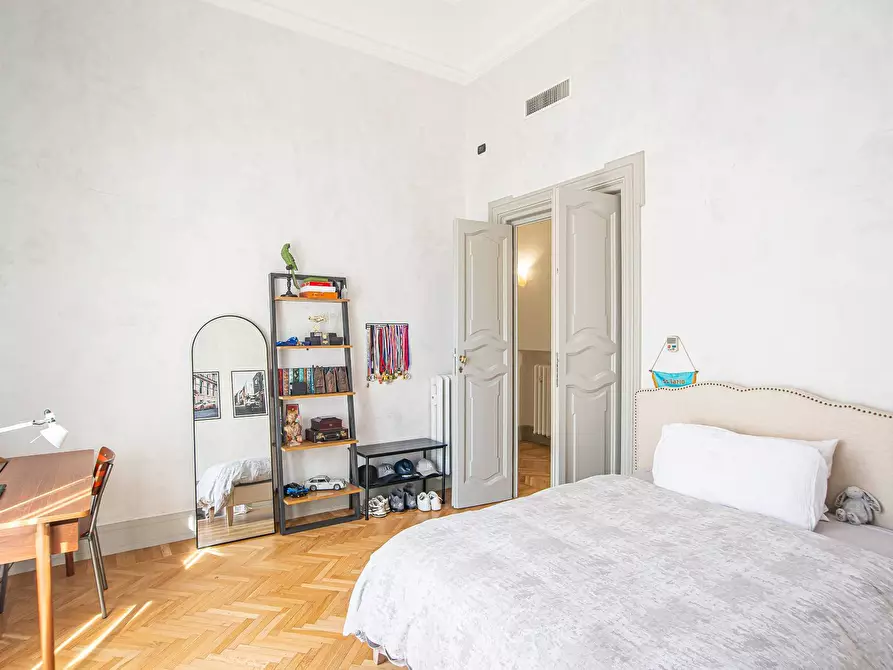 Immagine 35 di Appartamento in vendita  in Via Giovanni Mercadante a Roma