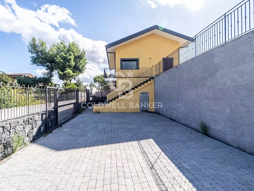 Immagine 1 di Villa in vendita  in via magenta 26 a Mascalucia