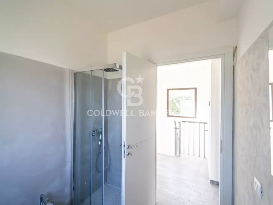 Immagine 35 di Villa in vendita  in via magenta 26 a Mascalucia