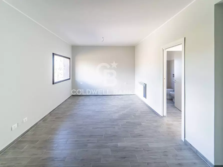 Immagine 39 di Villa in vendita  in via magenta 26 a Mascalucia