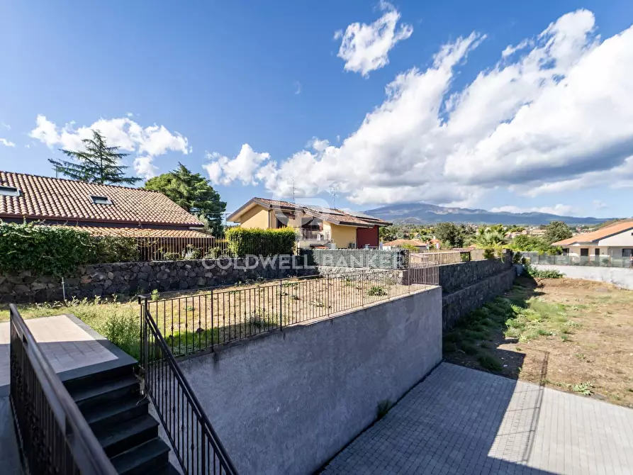 Immagine 45 di Villa in vendita  in via magenta 26 a Mascalucia