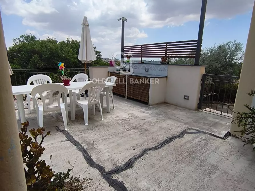 Immagine 15 di Villa in vendita  in Via delle Balatazze a Caltagirone