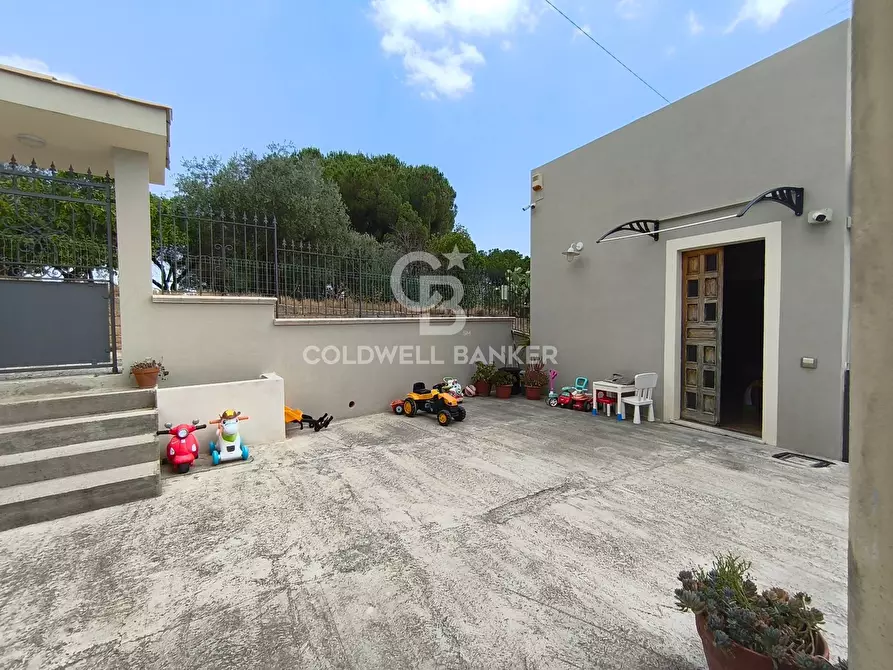 Immagine 22 di Villa in vendita  in Via delle Balatazze a Caltagirone