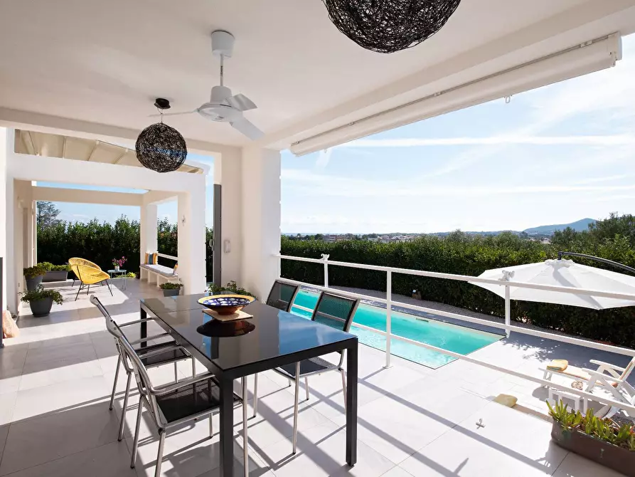 Immagine 4 di Villa in vendita  in Via Sandro Pertini 5 a Galtelli