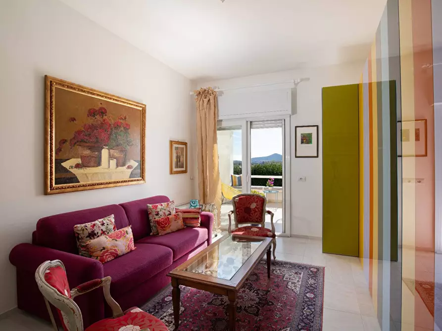 Immagine 19 di Villa in vendita  in Via Sandro Pertini 5 a Galtelli