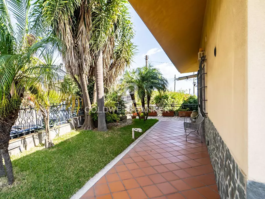 Immagine 18 di Villa in vendita  in Via Giacomo Leopardi 28 a San Gregorio Di Catania