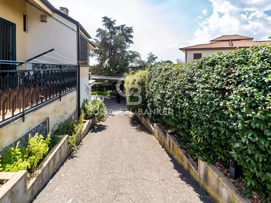 Immagine 20 di Villa in vendita  in Via Giacomo Leopardi 28 a San Gregorio Di Catania