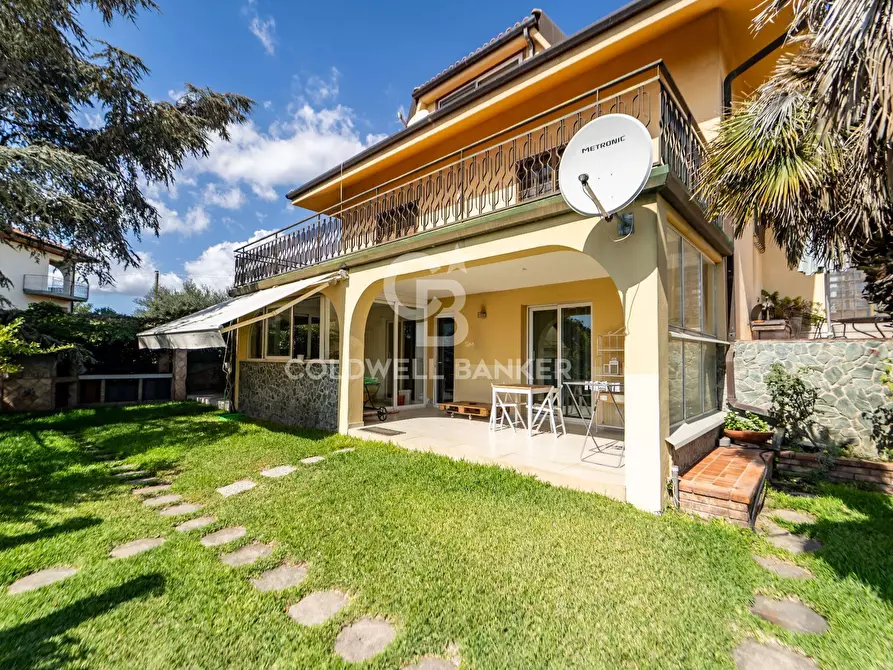 Immagine 13 di Villa in vendita  in Via Giacomo Leopardi 28 a San Gregorio Di Catania