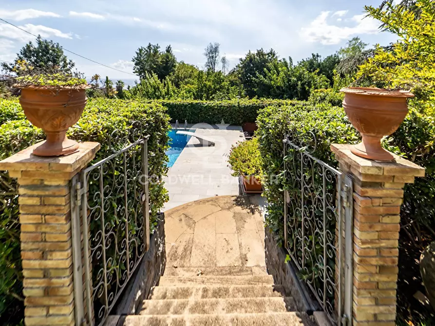 Immagine 14 di Villa in vendita  in Via Giacomo Leopardi 28 a San Gregorio Di Catania