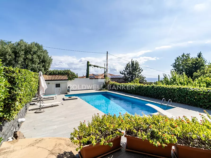 Immagine 4 di Villa in vendita  in Via Giacomo Leopardi 28 a San Gregorio Di Catania