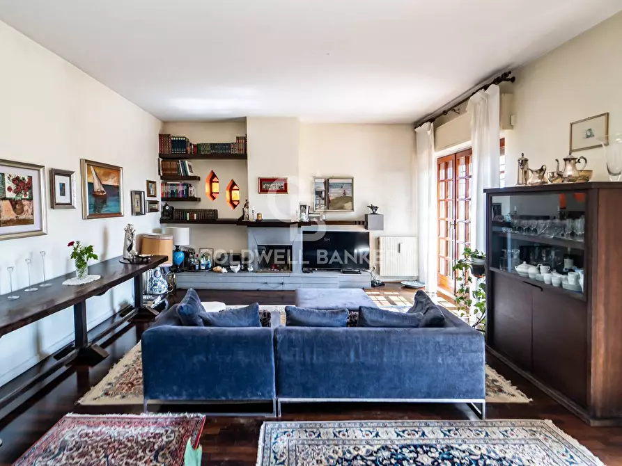 Immagine 37 di Villa in vendita  in Via Giacomo Leopardi 28 a San Gregorio Di Catania