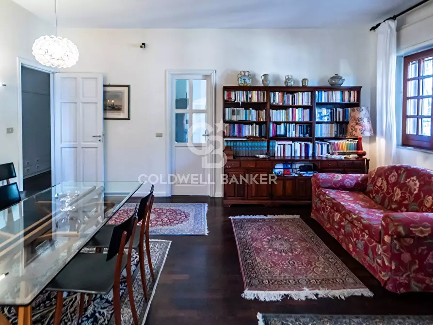 Immagine 42 di Villa in vendita  in Via Giacomo Leopardi 28 a San Gregorio Di Catania