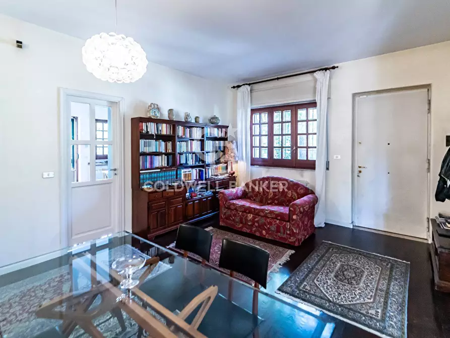 Immagine 43 di Villa in vendita  in Via Giacomo Leopardi 28 a San Gregorio Di Catania