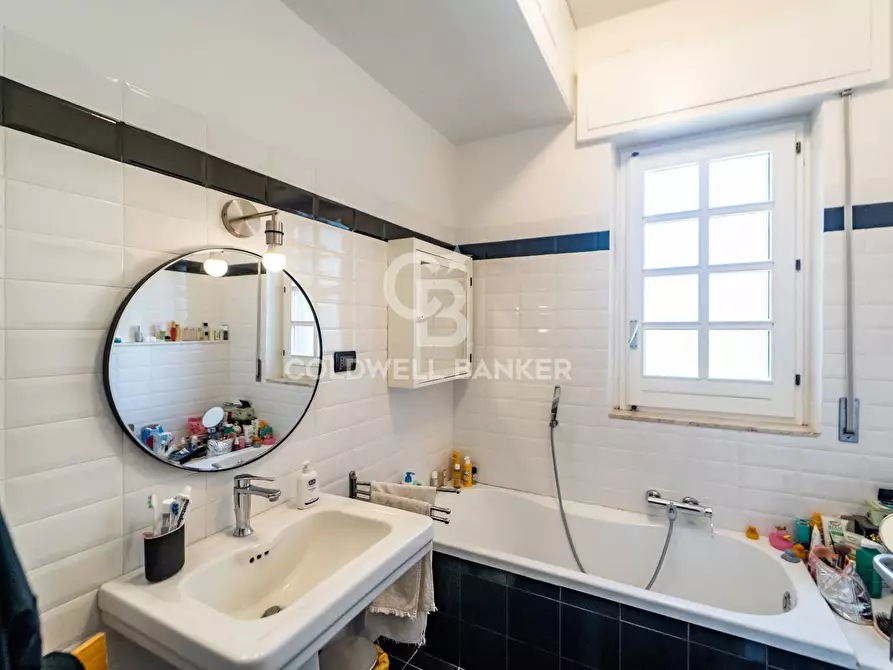 Immagine 53 di Villa in vendita  in Via Giacomo Leopardi 28 a San Gregorio Di Catania