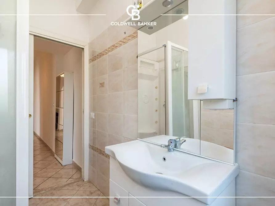 Immagine 11 di Appartamento in vendita  in Viale J. F. Kennedy 99 a Ciampino