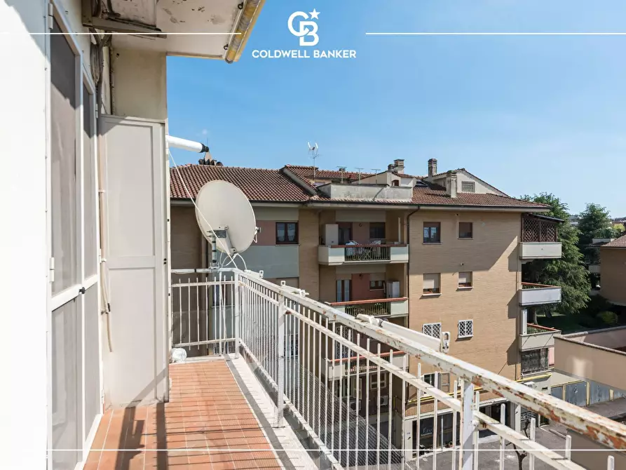 Immagine 13 di Appartamento in vendita  in Viale J. F. Kennedy 99 a Ciampino