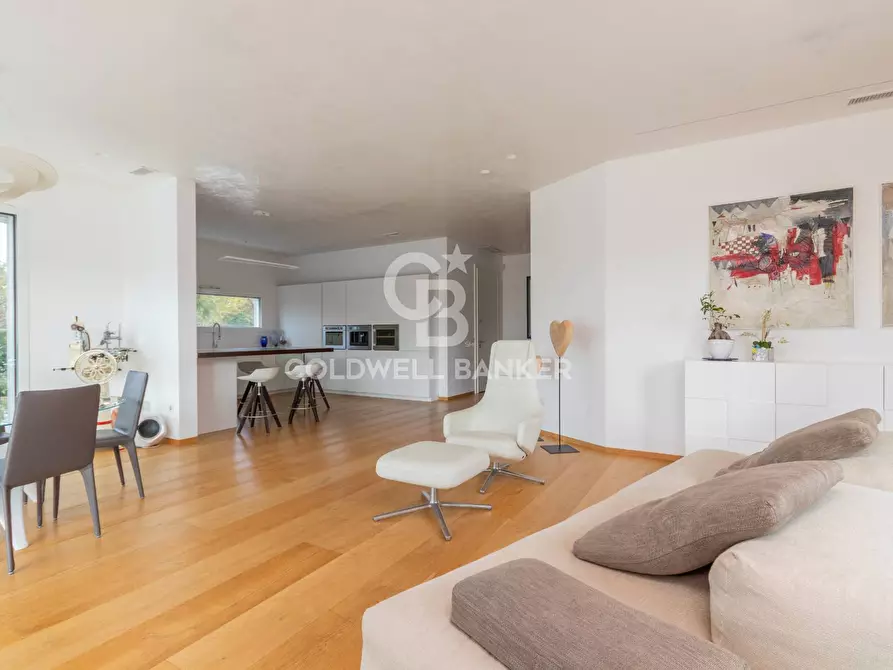 Immagine 10 di Villa in vendita  in Via Roma 90 a Massanzago