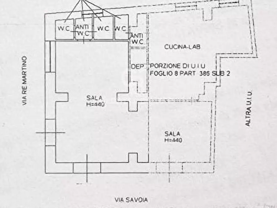 Immagine 3 di Locale commerciale in affitto  in via savoia 1 a Aci Castello