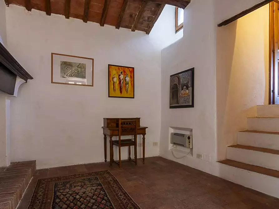 Immagine 25 di Appartamento in vendita  in Vicolo Varese 17 A e B a Pitigliano