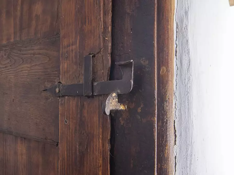 Immagine 12 di Appartamento in vendita  in Vicolo Varese 17 A e B a Pitigliano