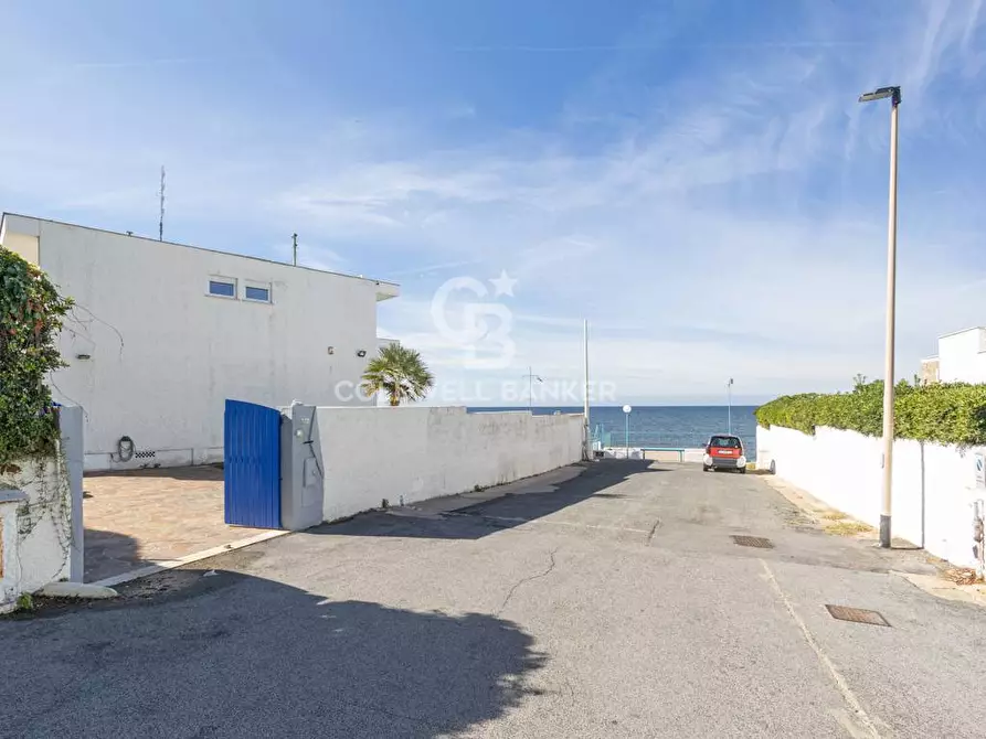 Immagine 3 di Villa in vendita  in Via Fabio Filzi a Santa Marinella