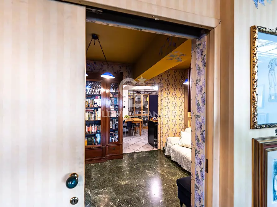 Immagine 7 di Appartamento in vendita  in Piazza Ariosto 13 a Catania