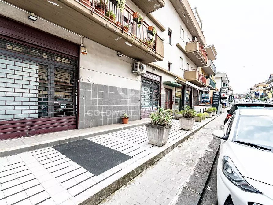 Immagine 2 di Locale commerciale in vendita  in Via Bellini 11-13 a Valverde