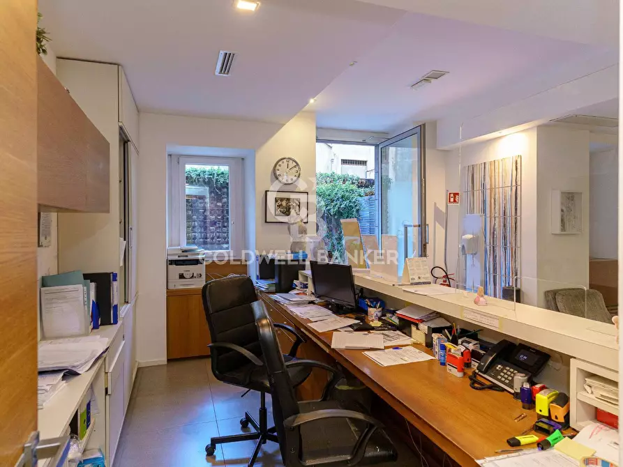 Immagine 4 di Ufficio in affitto  in Via Santa Maria Maddalena a Catania