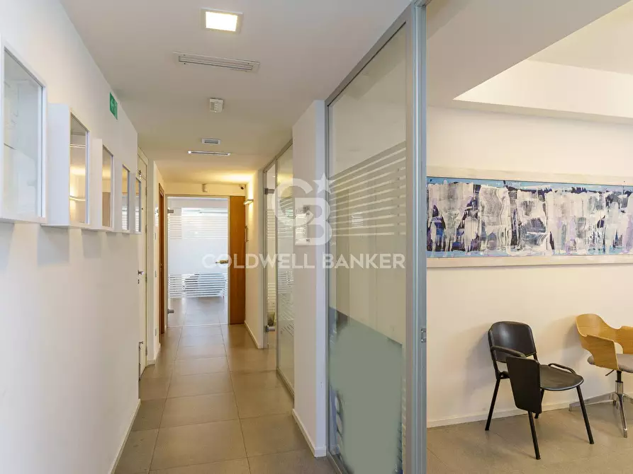 Immagine 12 di Ufficio in affitto  in Via Santa Maria Maddalena a Catania