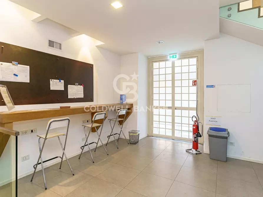 Immagine 32 di Ufficio in affitto  in Via Santa Maria Maddalena a Catania
