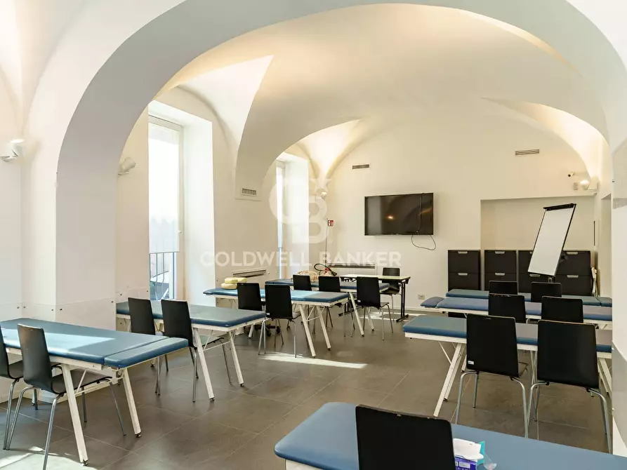 Immagine 39 di Ufficio in affitto  in Via Santa Maria Maddalena a Catania