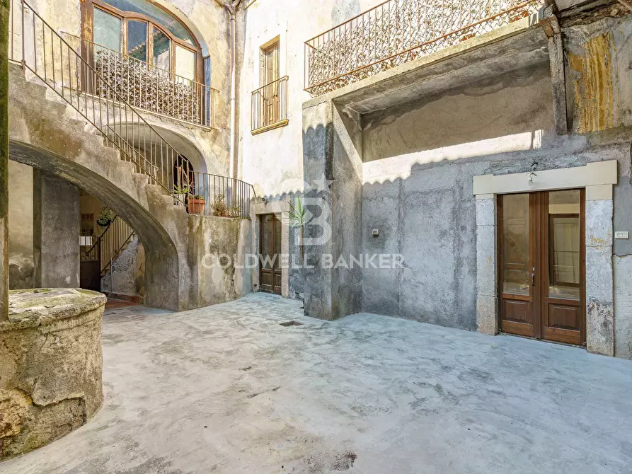 Immagine 46 di Ufficio in affitto  in Via Santa Maria Maddalena a Catania